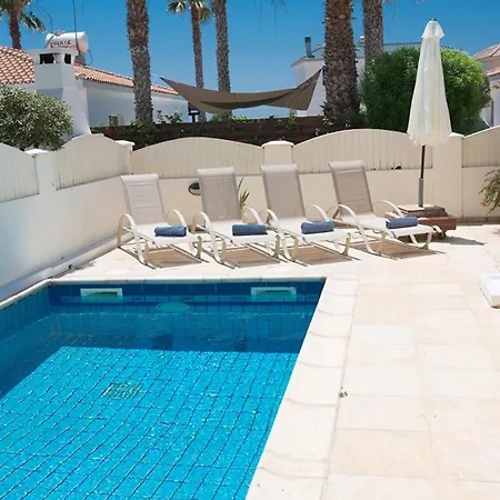Picture This, Enjoying Your Holiday In A Luxury 5 Star Villa In Sotira, For Less Than A Hotel, Sotira Villa 1205 * Xylophaghou